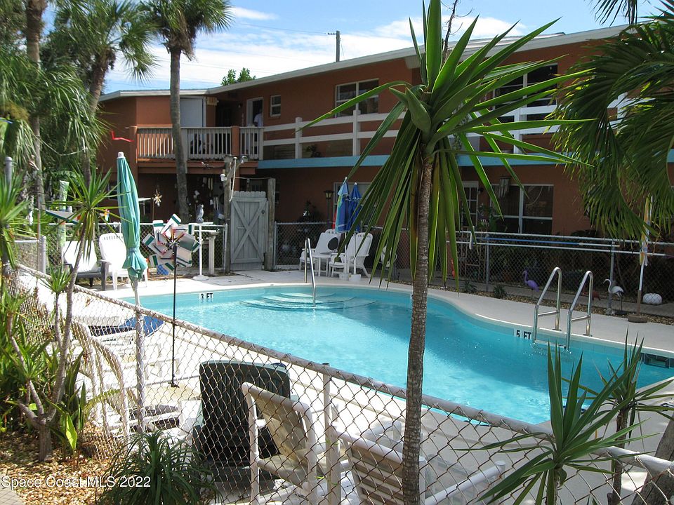 1st image of 427 Sunrise Dr #427