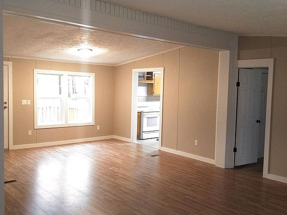 3rd image of 1000 Long Wood Dr