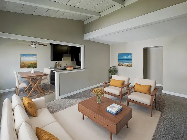 Montecito Villas — Photo 1