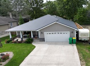 202 Reycraft Ave, Southwest Middlesex, ON N0L1M0