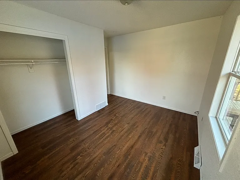 625 Race St #2 — Photo 6
