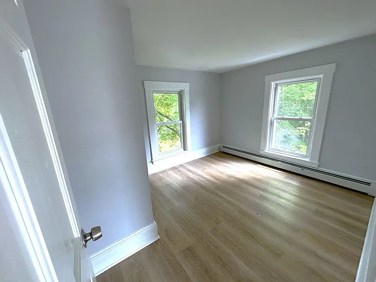 10 Shelby Ln — Photo 12