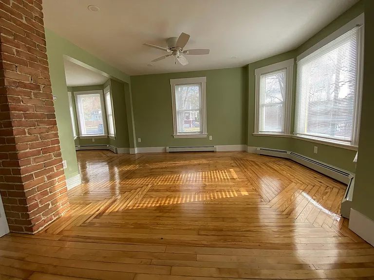 189 E Bow St #B — Photo 12