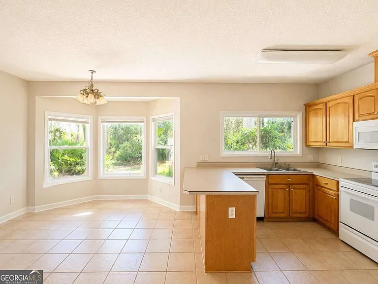 144 Kathryne Bailey Dr — Photo 9