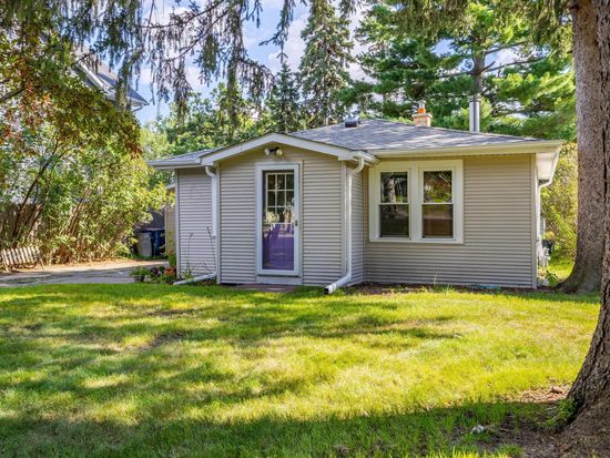 1904 Hinckley St, White Bear Lake, MN 55110