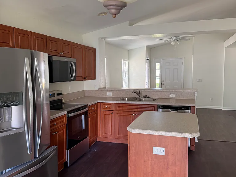 11719 Crest Creek Dr — Photo 10