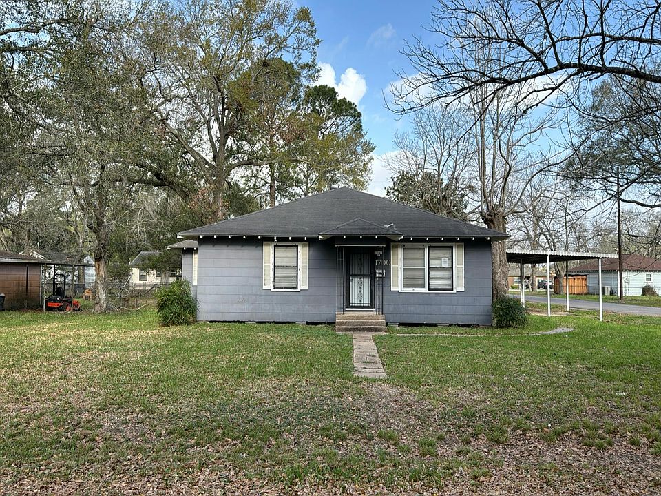 1st image of 1700 Marilyn St