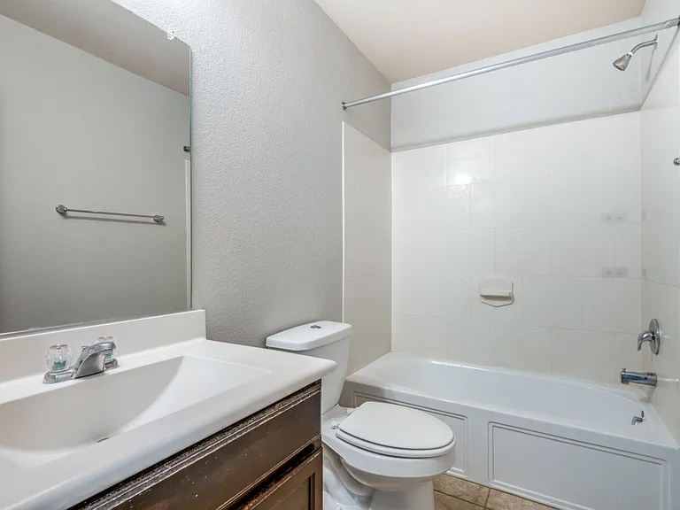 4309 Coney Island Dr — Photo 7