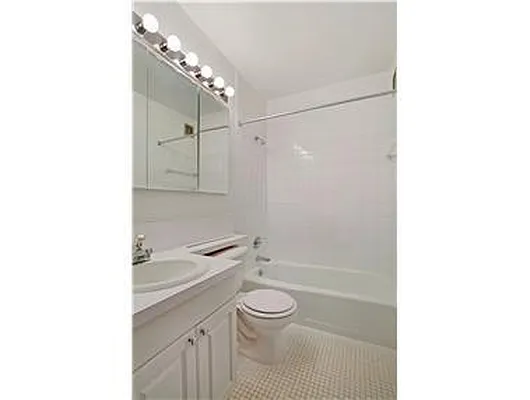 Rented by Douglas Elliman | media 3