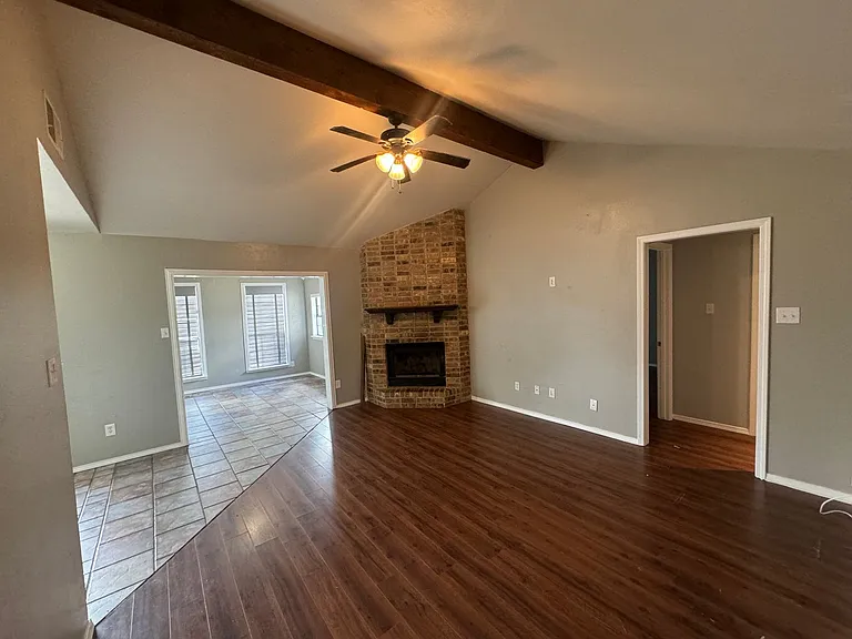 2224 Kirby Smith Dr — Photo 5