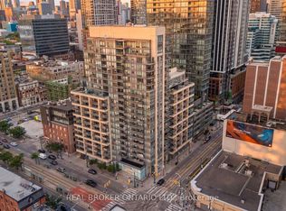 438 King St W #1404, Toronto, ON M5V 3T9