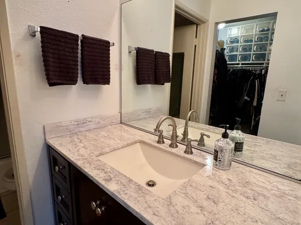 8176 Manitoba St, Playa Del Rey, CA 90293