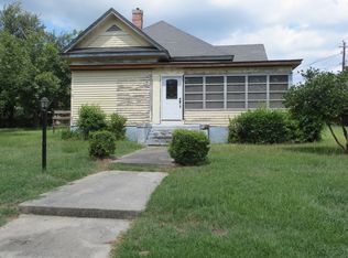 222 7th Ave, Eastman, GA 31023