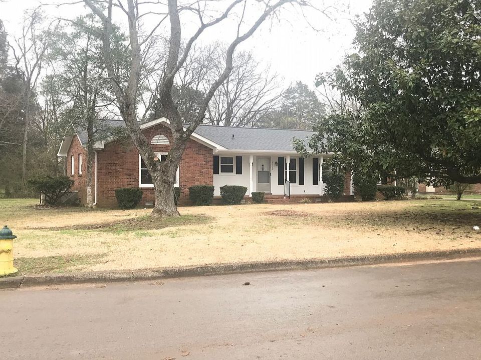 1st image of 2222 Oakhaven Dr