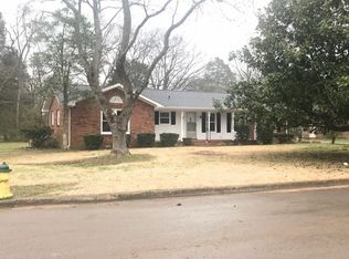2222 Oakhaven Dr, Murfreesboro, TN 37129