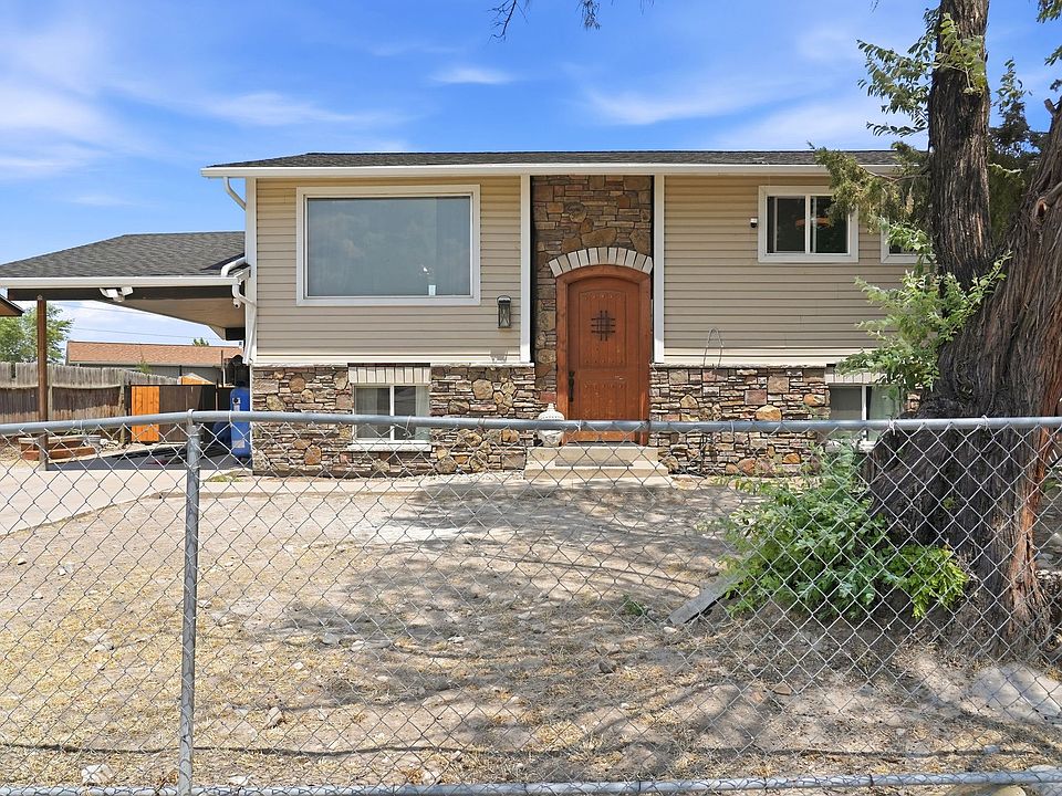 1st image of 7272 W Gardenia Ave