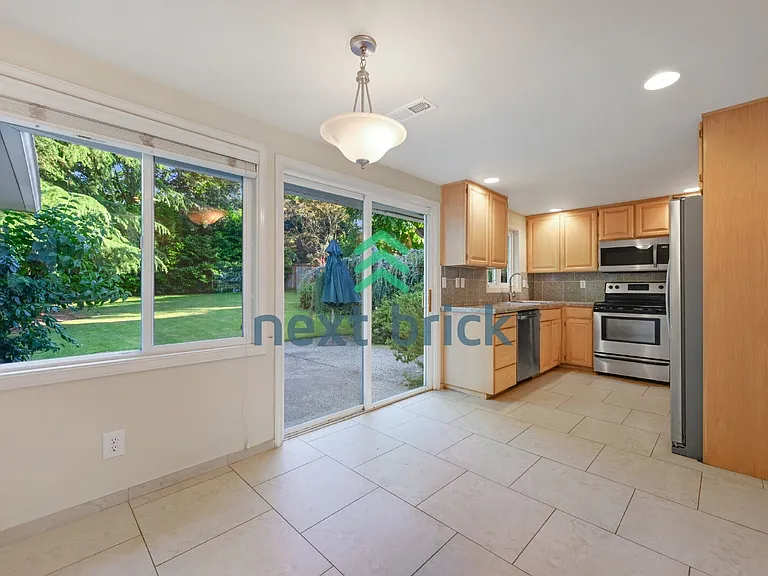 10435 SE 13th St — Photo 7