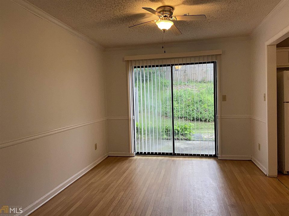 1st image of 253 Triple Oaks Dr