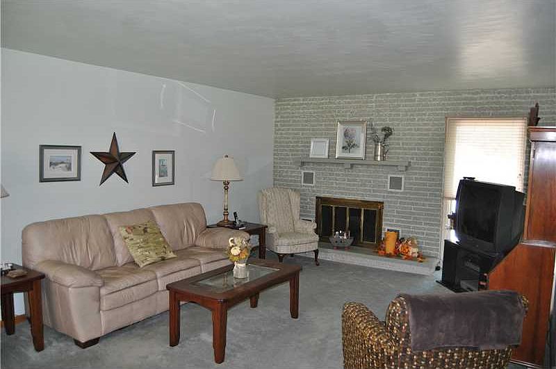 1st image of 2701 Homer Ave