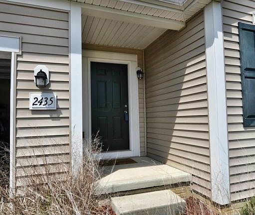 3rd image of 2435 Angelfire Dr