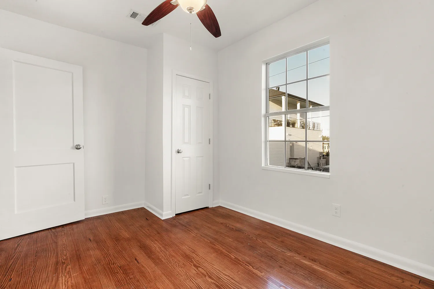 3 bed, $2,599 — Photo 4