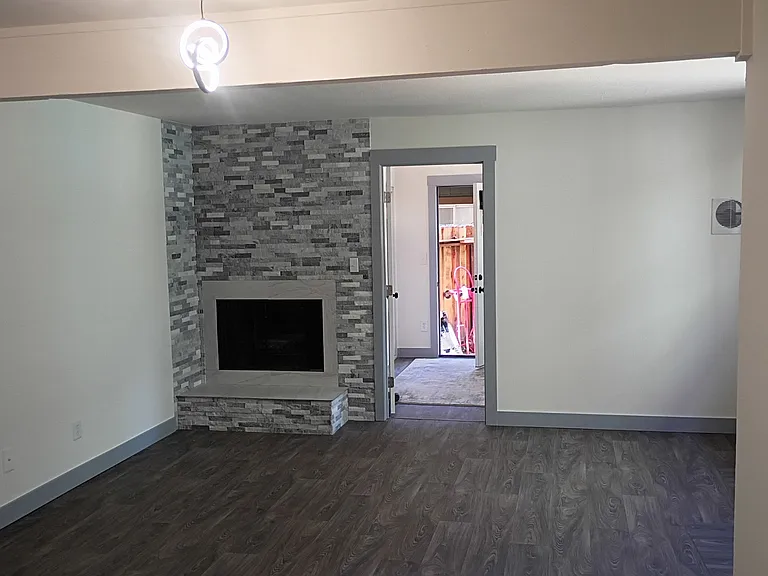132 Kahle Dr #I — Photo 5