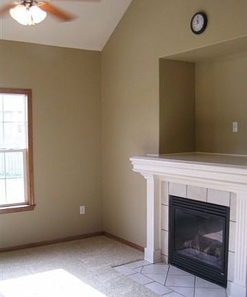3rd image of 2121 E 25th Ct