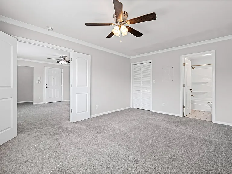 113 Stroupe Rd E — Photo 18