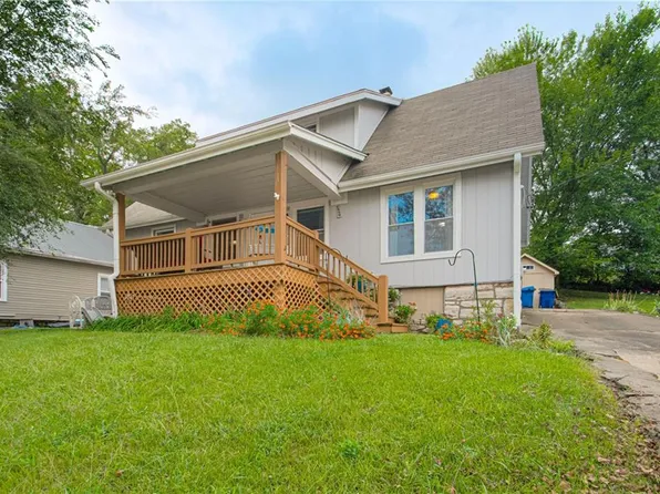 114 S Myrtle St, Excelsior Springs, MO 64024
