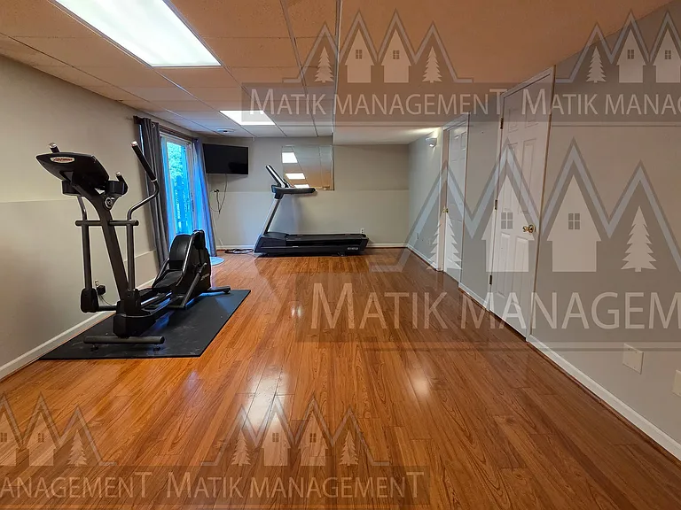 1420 Ridge Cliff Ln NE — Photo 46