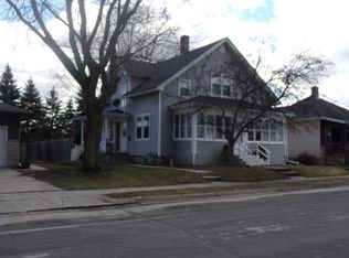 1813 Pleasant Ave, New Holstein, WI 53061