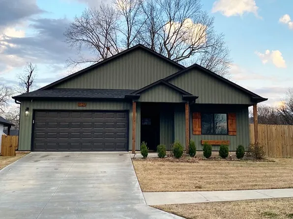 9125 S 30th St, Fort Smith, AR 72908