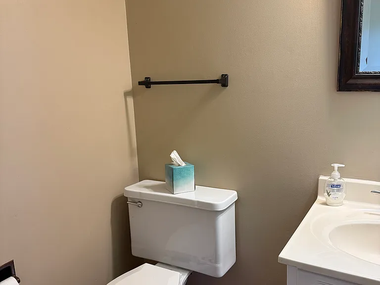 Alexa Ln — Photo 9