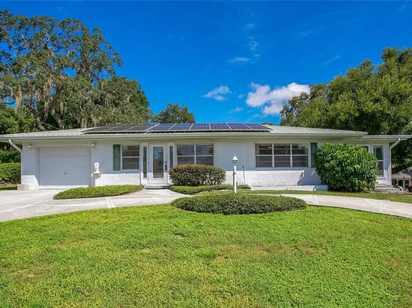 501 N Lakeshore Blvd, Howey In The Hills, FL 34737