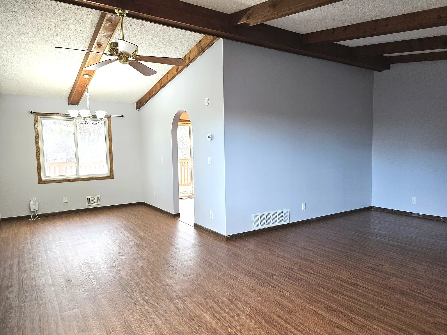 2 bed, 1200 sqft, $1,695 — Photo 3