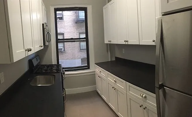 Rented by Talent Real Estate Inc. | media 10