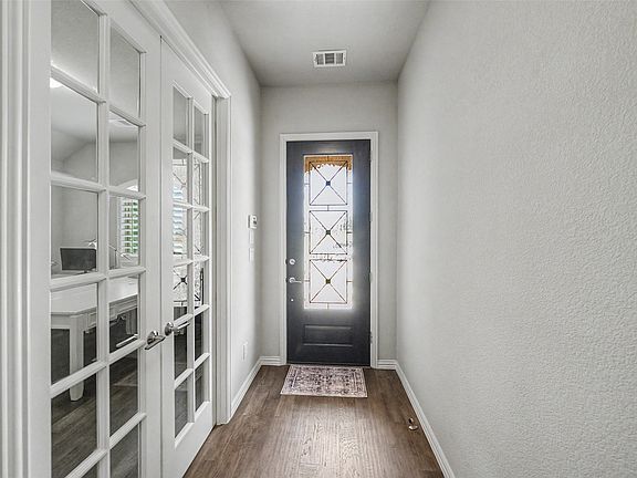 5th image of 1200 Long Meadow Dr