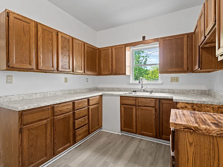 41 W Fairview Ave #2 — Photo 6