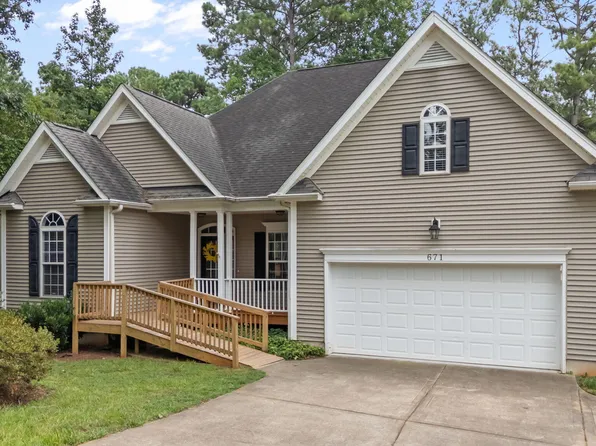 671 Sagamore Dr, Louisburg, NC 27549