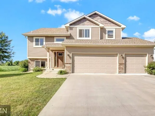 10684 51st St NE, Albertville, MN 55301