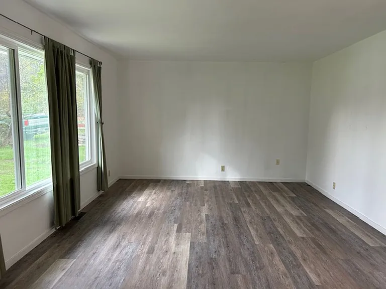 1502 Chapman Ln — Photo 7