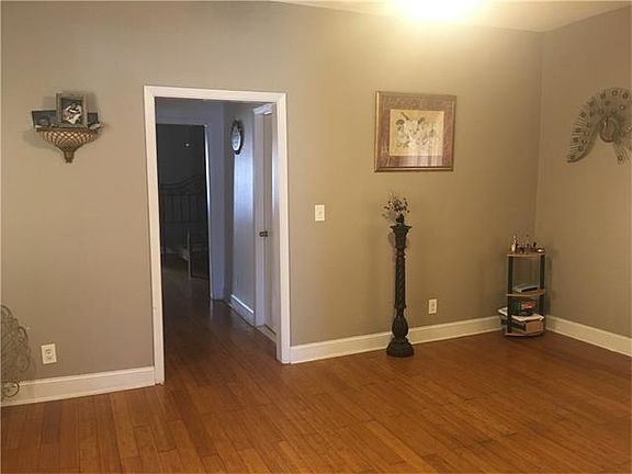 4th image of 1205 S Genois St