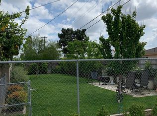 898 W Fairmont Ave, Clovis, CA