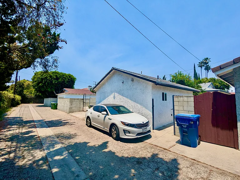 19036 Plummer St #B — Photo 9