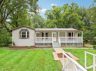 W7576 Ethelyn Dr, Delavan, WI 53115