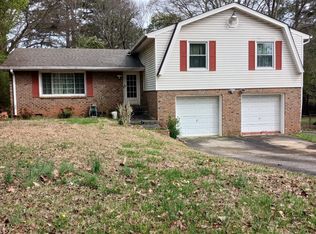 6480 Revena Dr, Morrow, GA 30260