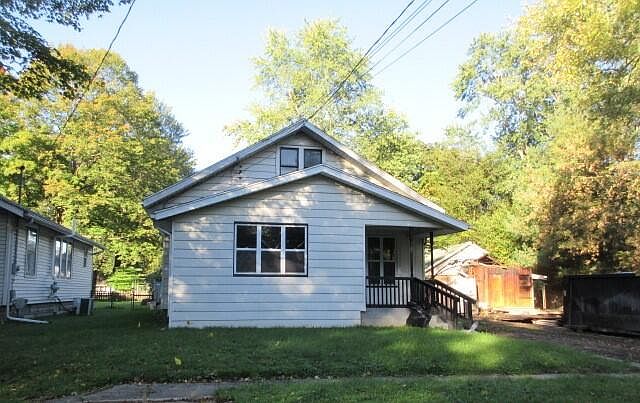 1st image of 547 Gayle Ave