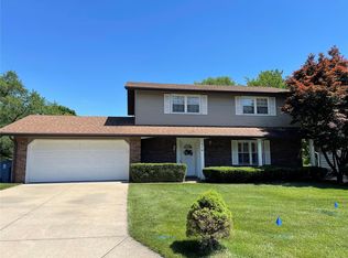 316 Chesapeake Ln, Collinsville, IL