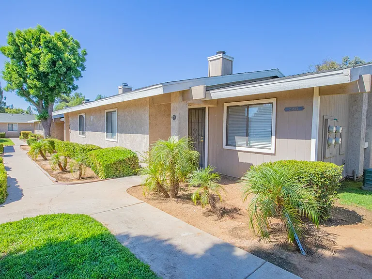 23905 Eucalyptus Ave — Photo 18