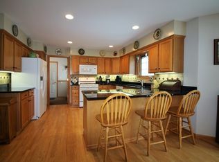 9414 Elizabeth Ln, Spring Grove, IL 60081